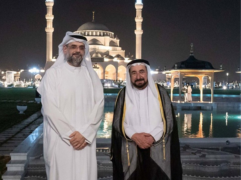 سلطان القاسمي يفتتح مسجد الشارقة بتكلفة 300 مليون درهم